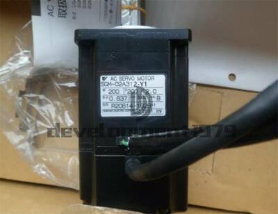 One New YASKAWA AC SERVO MOTOR SGM-02A312-Y1 SGM02A312Y1