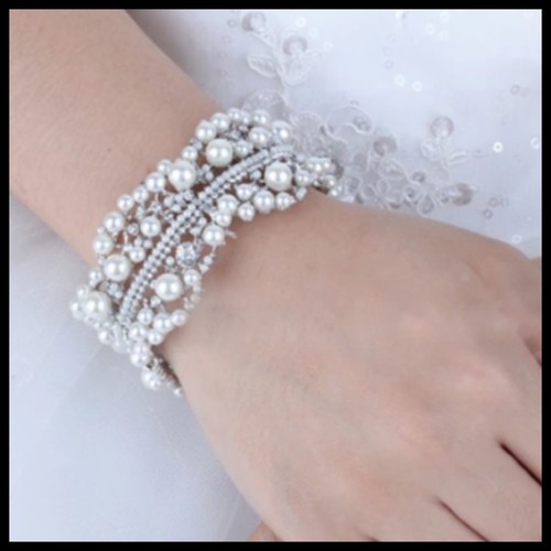 Bridal Crystal Pearl Bracelet Bangle Cuff elasticated Bracelet Wedding accessory - Picture 7 of 11