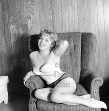 1960s Negative-sexy blonde pinup girl Coleen Burke-cheesecake t64023