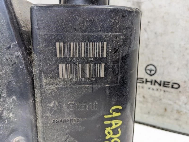 Jeep Grand Cherokee 2020-2021 bote de emisiones evaporador de vapor de combustible 68377768AB Foto 2 de 4