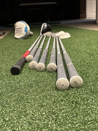 Taylormade Sim 2 Irons And Max Driver. Gray Ladies Flex Shafts. A Wedge-6 Iron. - Picture 5 of 5