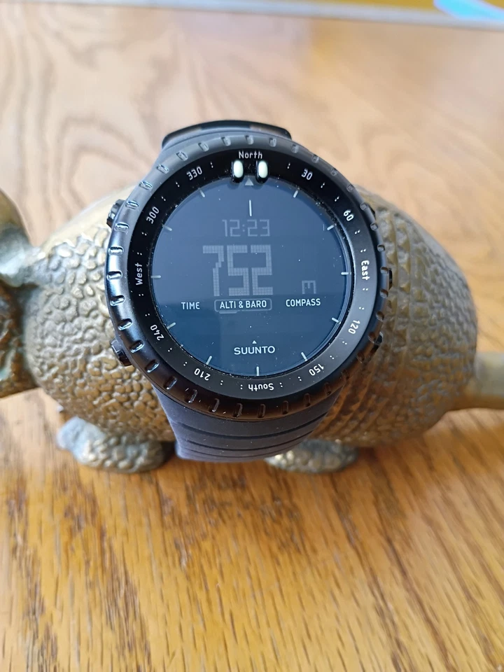 Suunto Core Regular Black Men's Digital Watch SS# 1745600478 New Battery - Image 2 of 4