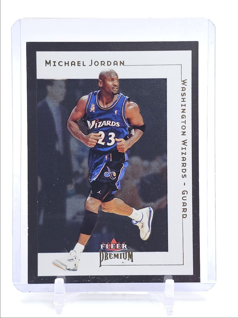 MICHAEL JORDAN 2001-02 FLEER PREMIUM BASKETBALL WIZARDS #5 Q5418