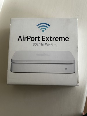 Apple Airport Extreme Wireless Internet Router for Macs, PCs, IPhones, Apple TV