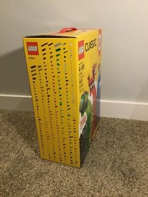 Lego Classic Creative 10704 Box 900 Pieces - Brand New - Sealed