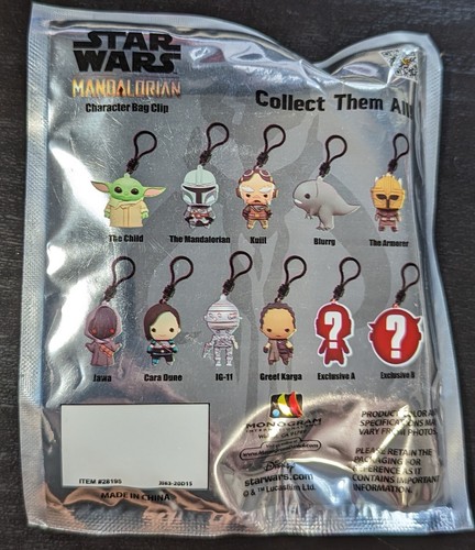 Sealed Star Wars: Mandalorian Figurine Toy Clip Key Bag Chain Mystery Item NEW - Picture 2 of 2