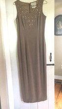 JOVANI Formal Dress 6 Gown Party Prom Champagne Perfect Evening Long Maxi Beaded