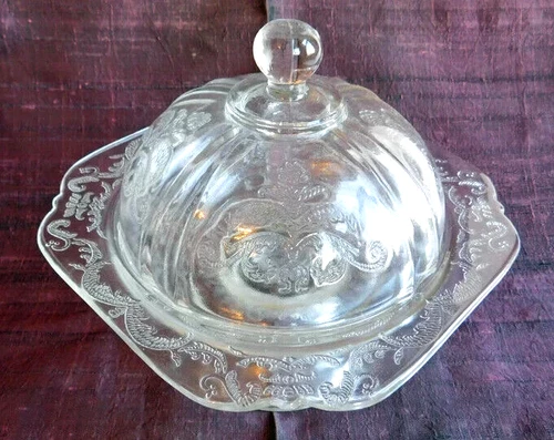 Atq 1930 Federal Glass Crystal Madrid Pattern Etched Covered Butter/Cheese Dish