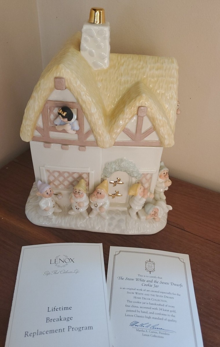 LENOX DISNEY 白雪姫 2005 クッキー入れ 保管陶器 Lenox Disney Snow White and the Seven Dwarfs Cookie Jar 2005 | eBay