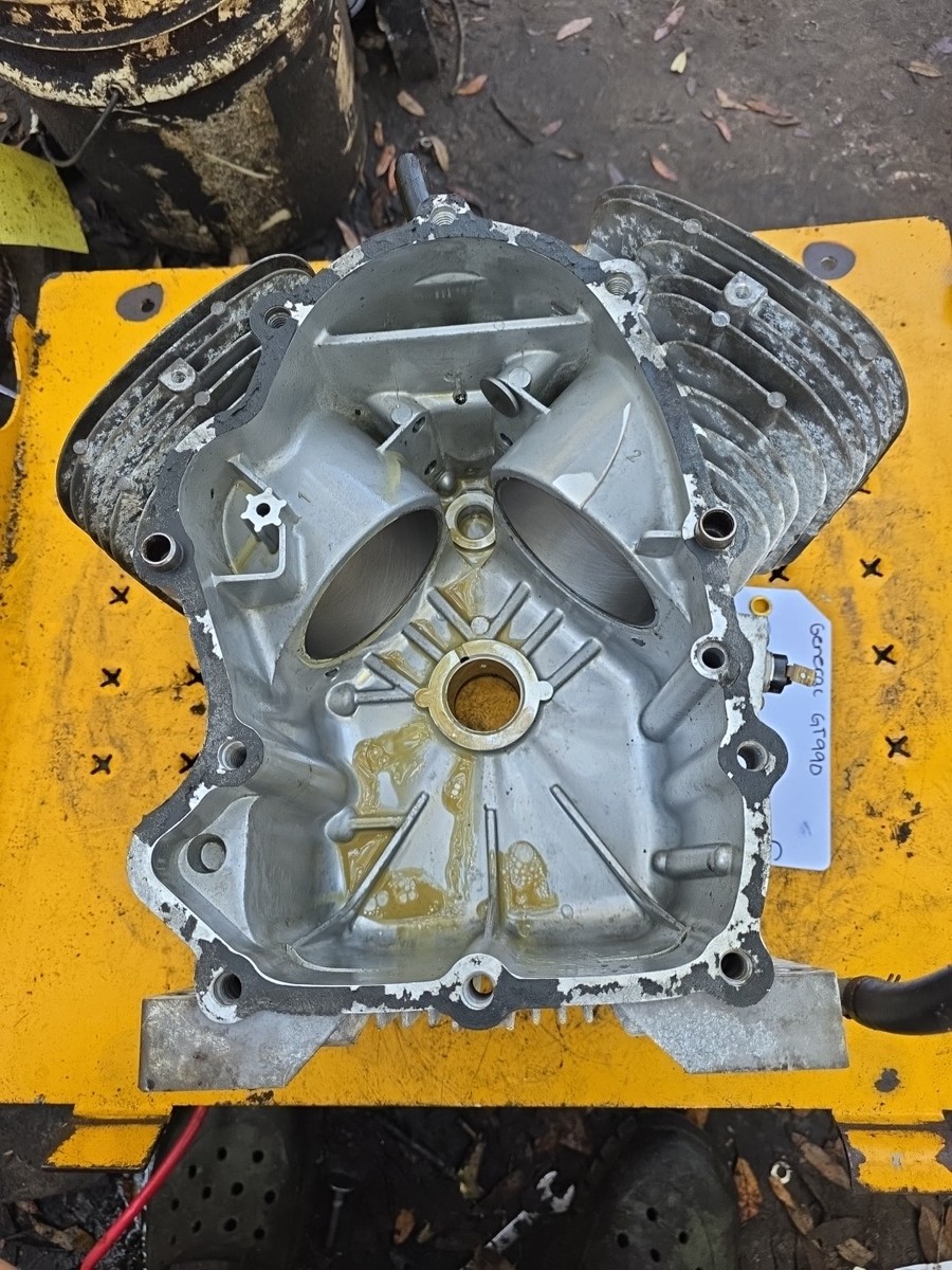 crunkページ GENERAC GT990 Crankcase Cylinder Block 0C5729 (992cc) | eBay