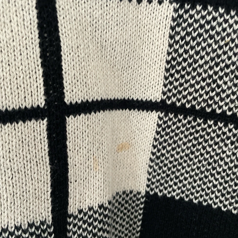 Suéter com estampa xadrez Forever 21 - Imagem 2 de 4