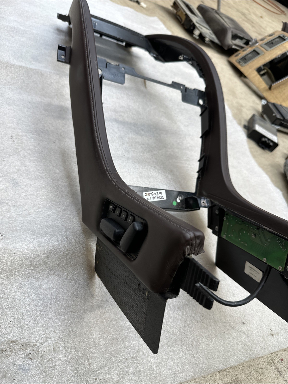 2011 ASTON MARTIN DASH DASHBOARD CENTER BEZEL COVER TRIM PANEL OEM