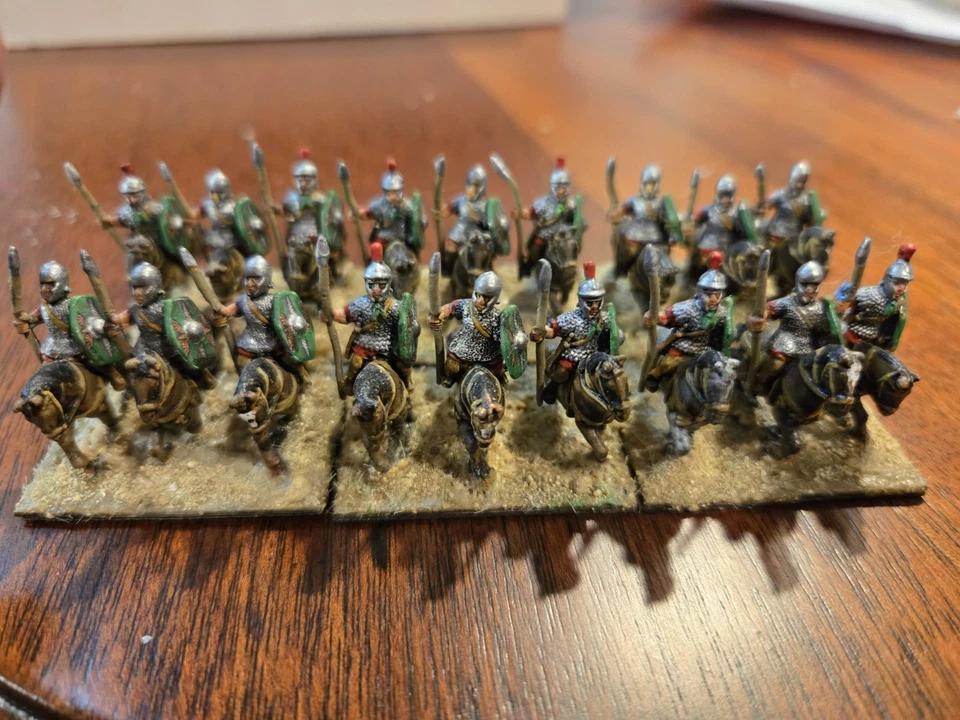 Figuras pintadas de 15 mm de los primeros romanos imperiales Foto 3 de 4