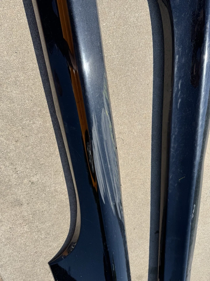 Faldones laterales Fiat 500 Abarth negros 08-19 basculante usado turbo deportivo Foto 3 de 4