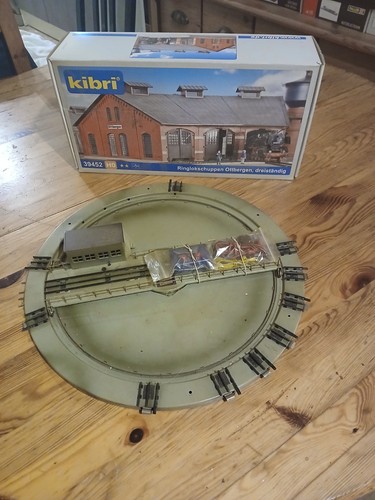 Alte Märklin H0 M-Gleis Drehscheibe plus BS Kibri Lokschuppen, LESEN - Bild 2 von 2