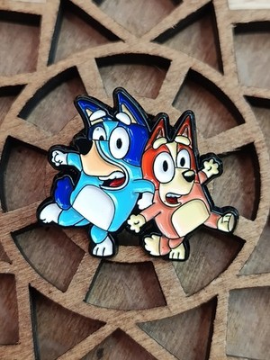 Pin s Bluey & Bingo Disney Junior Hund Cartoon Emaille Pin Badge Sammlung