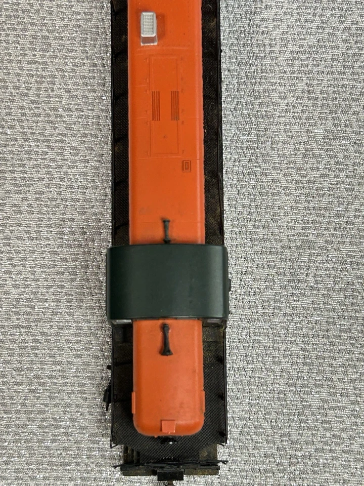 LIFE-LIKE HO SCALE PROTO 1000 RS-2 NEW HAVEN DIESEL LOCOMOTIVE #0510 - Image 4 of 4