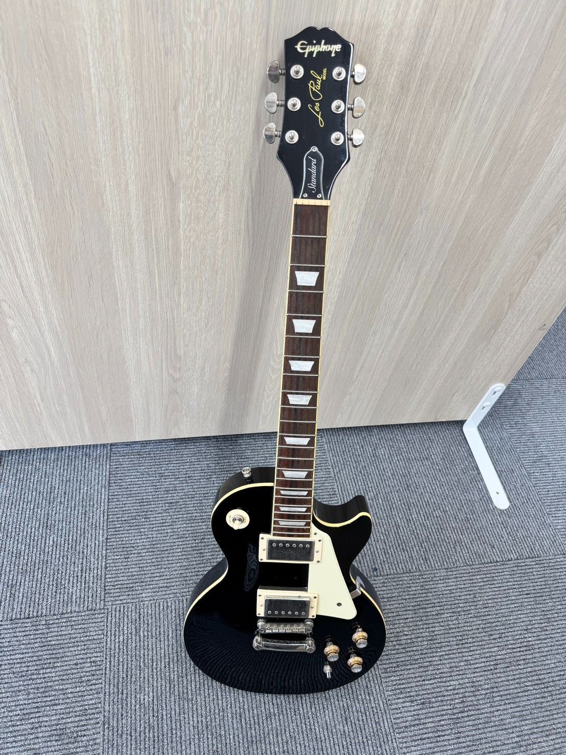 Epiphone Les Paul Standard 60s Ebony Electric Guitar Black