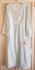 Vintage Barbizon Cuddleskin Blue Lace Trim Long Sleeve Nightgown Large NWT