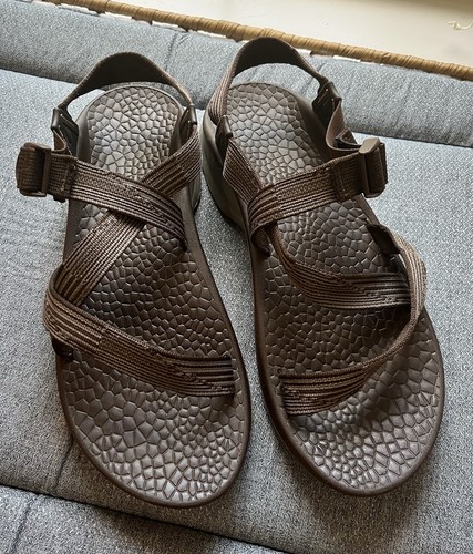 Chaco Men’s US 13 EU 46 Updraft Bulloo Sandals Zip Brown/Orange Vegan Vibram EUC - Picture 2 of 13