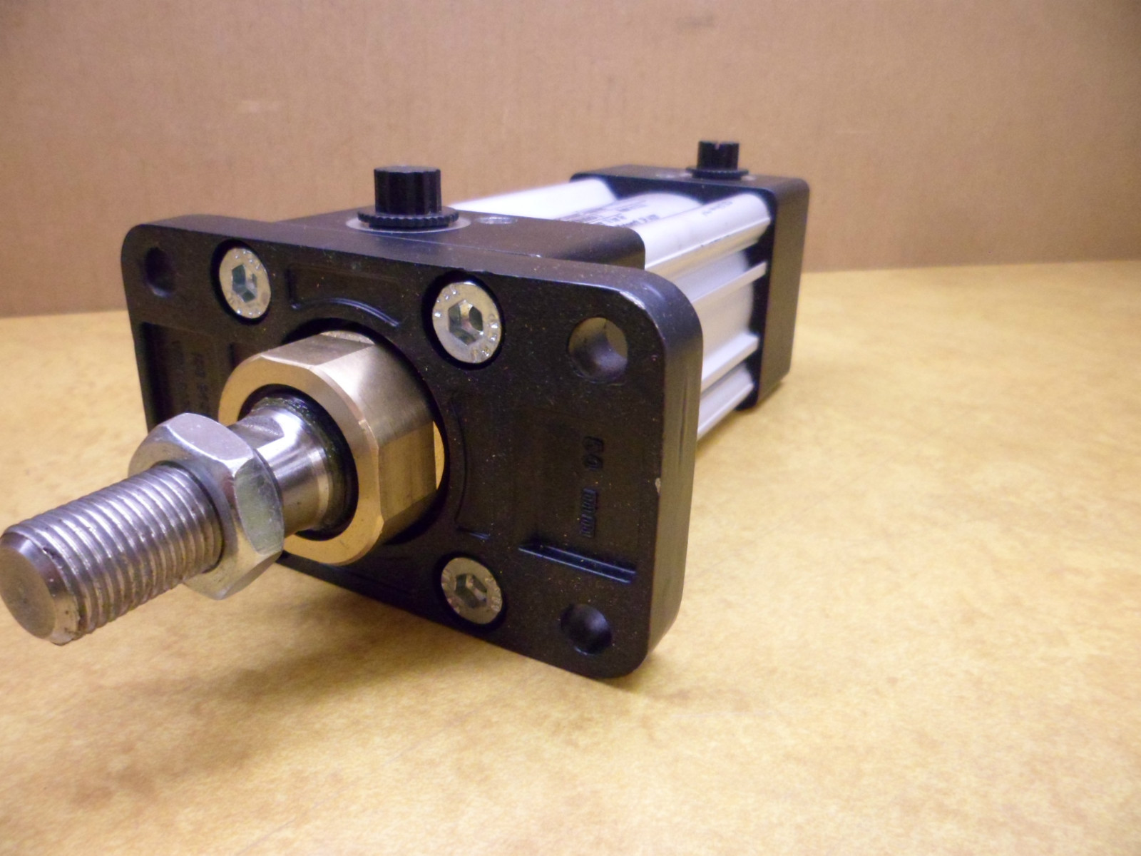 SCHRADER BELLOWS PARKER P1D4G050MC0045N1NN AIR CYLINDER SERIES P1D 10