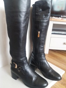 moda in pelle knee high boots