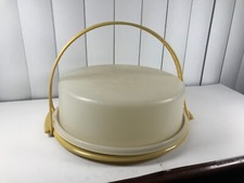 Vintage Tupperware Cake Pie Keeper Carrier Round Harvest Gold with Handle 719-4