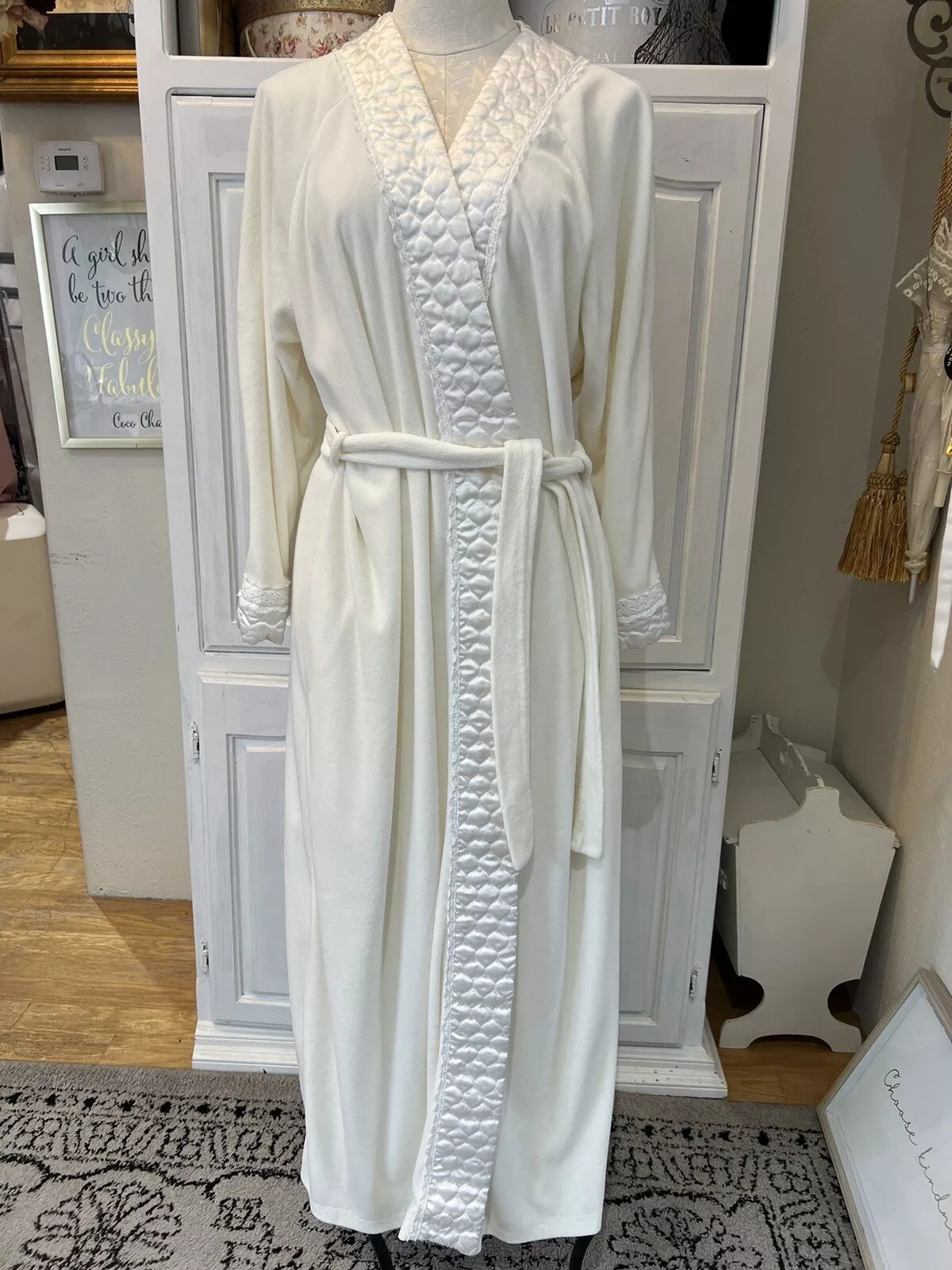 Robe vintage années 90 Christian Dior ivoire velours satiné collier poignets ceinture taille M écu