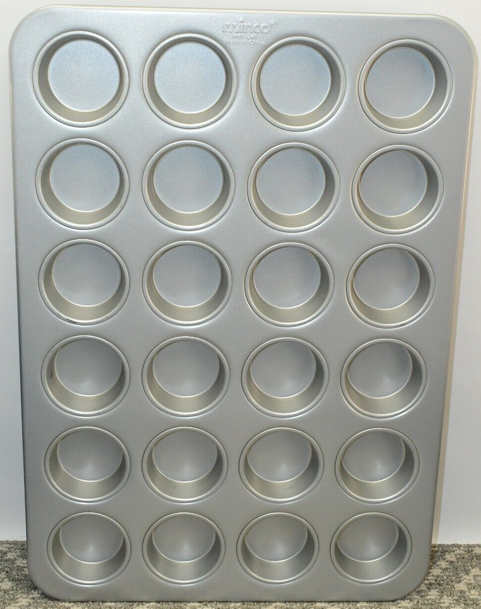 Winco HMF-24S Jumbo Muffin Pan 17-7/8" X 25-7/8" OA Holds (24) 3-3/8" Diameter