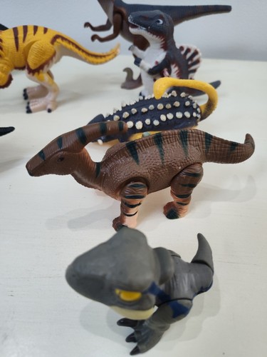 Lot of 13 Plastic Dinosaur Toys Some Wind Up Prehistoric Creatures One Swims - Bild 11 von 14