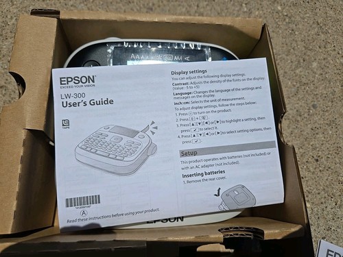 Epson LabelWorks 12mm LW-300 Label Printer, TESTED, requires AAA Batteries, NOB - Picture 12 of 19