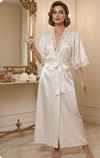 Vtg Victoria's Secret Size P Gold Label Bridal Nightgown Robe Lace V-neck USA