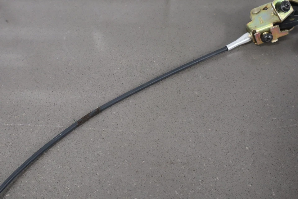 99-07 Ford F250 F350 Super Duty Pestillos de puerta trasera derecha con cables OEM Foto 3 de 4