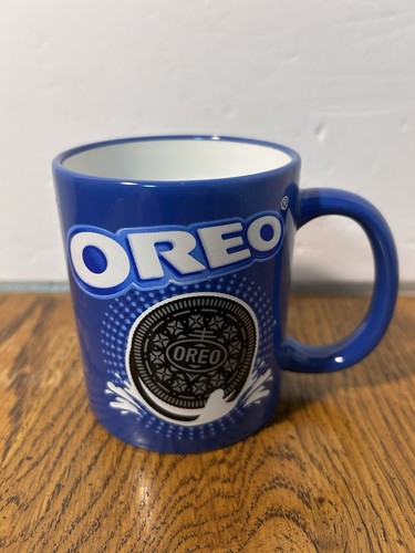 Oreo Cookie Blau Keramik Kaffeebecher Twist Lick Dunk Sammlerstück 2024 - Bild 1 von 8