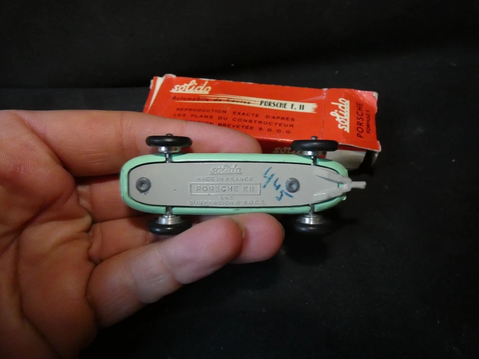 Voiture miniature Solido Porsche F2 nov38 - Photo 4/4