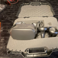 Meta Quest 1 Standalone VR Headset  w/ 2 Cont...
