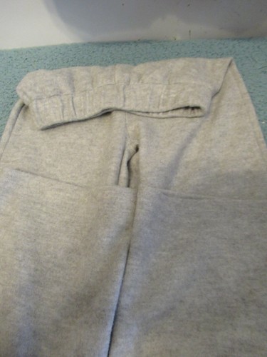 (DD) Girls Size 7 Puffer Vest and Fleece Pants Set - Picture 2 of 7