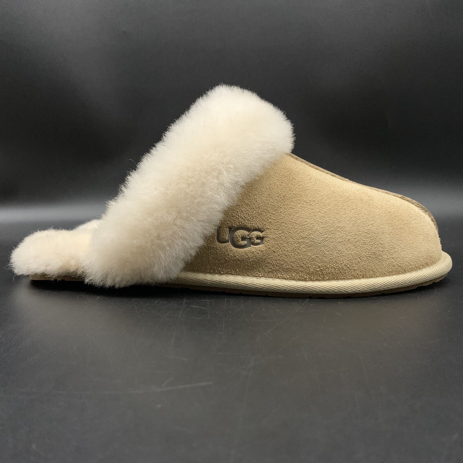PANTOFOLA D’ORO UGG PANTOFOLA DONNA SCUFFETTE II TAGLIA US 9 CAMOSCIO LANA ~ SEMI SENAPE