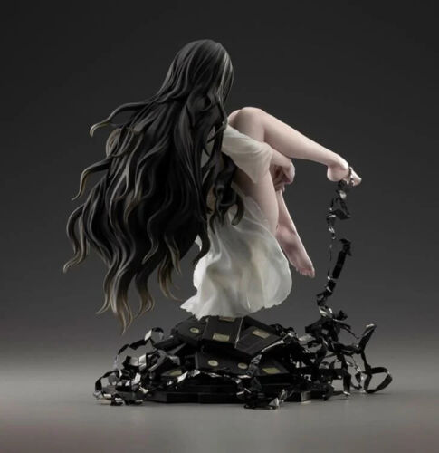 🔥PRESALE🔥The Ring 15th Anniversary Sadako Bishoujo Statue - Picture 5 of 22