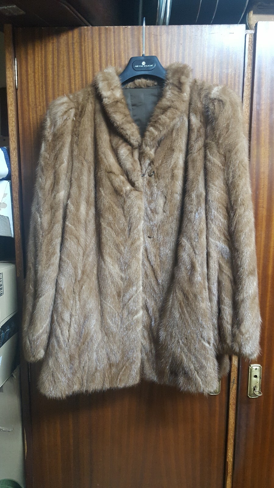 Chaqueta de lomos de vison autentico.