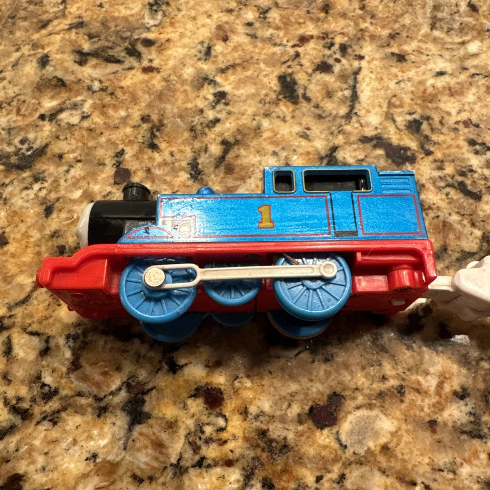 Tomy 2005 Thomas con Annie solo piezas no probadas Foto 2 de 4