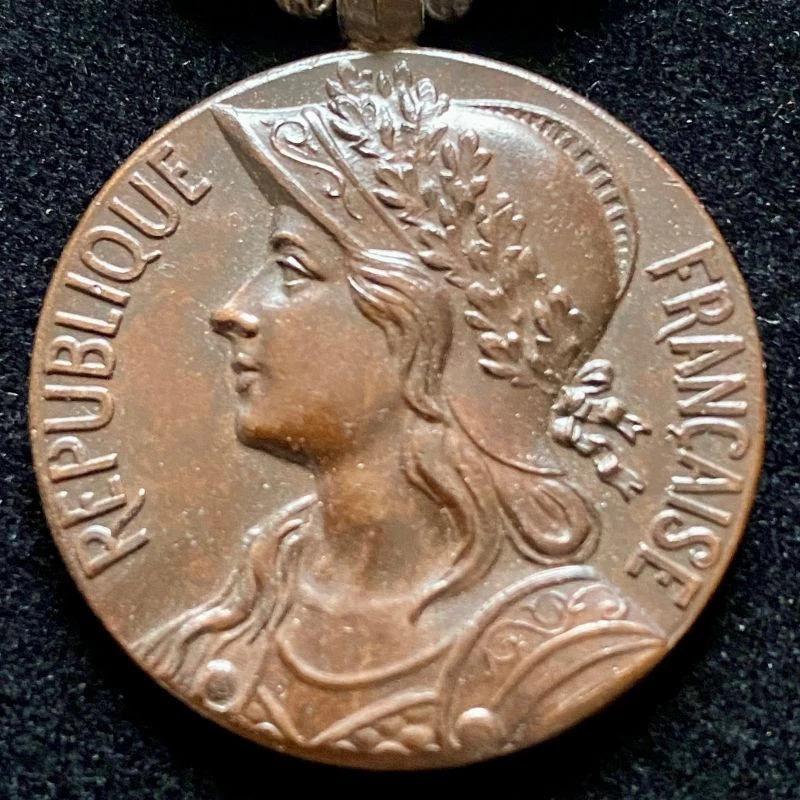 Médaille militaire commémorative du LEVANT 1922 - Collection