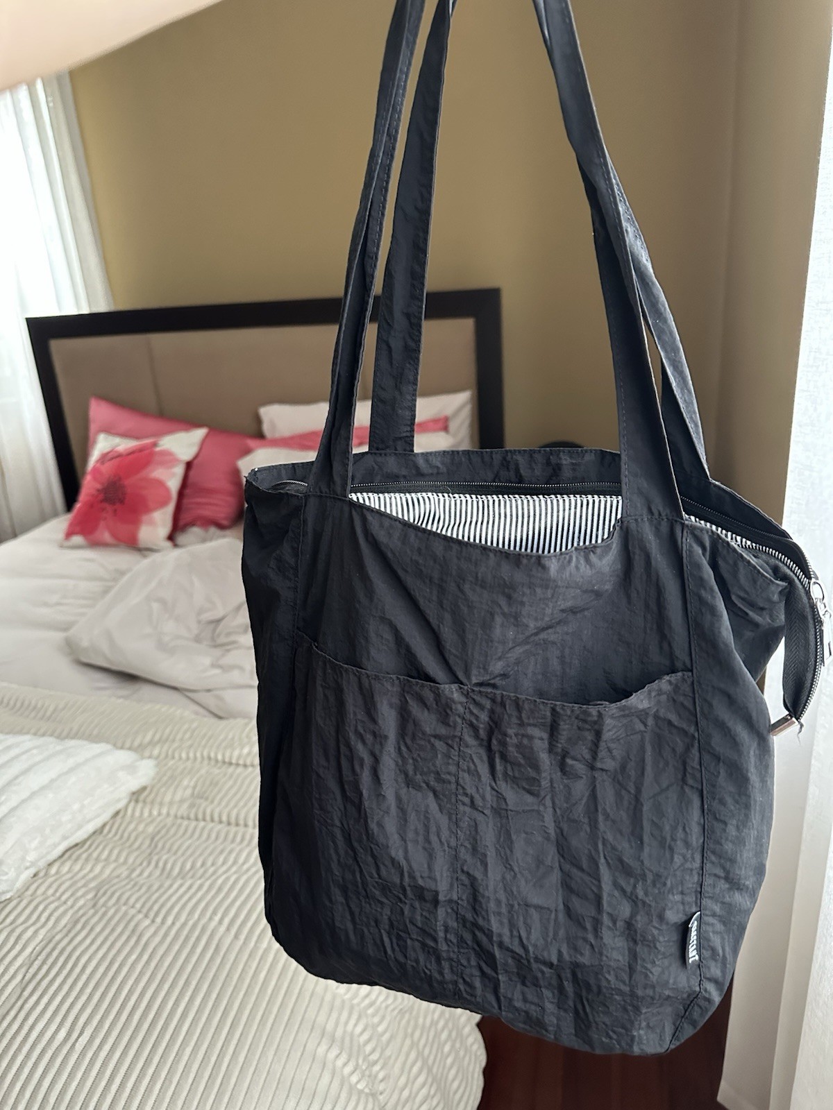 Lightweight black  Tote Bag. Zippered Bag