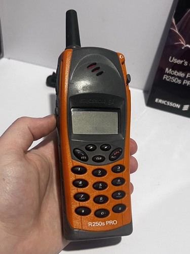 Rzadki Ericsson R250s Pro - wodoodporny wytrzymały GSM Pro PMR 2G - Zdjęcie 2 z 9