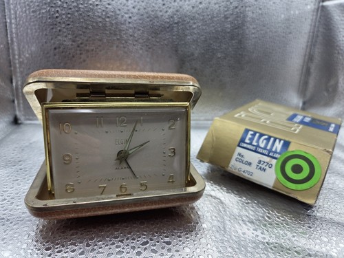 Vintage Elgin Reisewecker aus den 50er Jahren im Etui -- zum Aufziehen & Leuchten