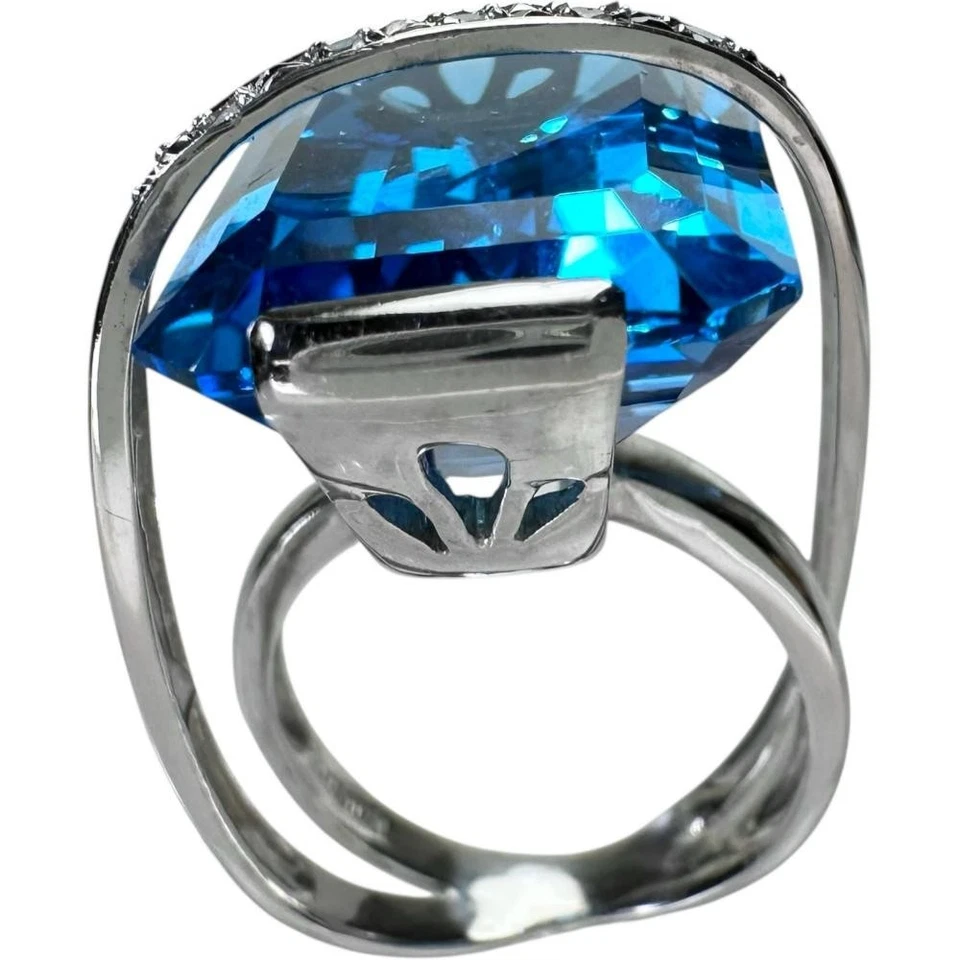US 5.5 Topacio Azul 25.18ct Diamante 0.08ct Anillo K18WG Oro Blanco 11.7g... - Imagen 4 de 4