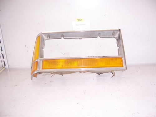 1982 FORD LTD HEADLAMP FRAME/DOOR/PARKING/TURN SIGNAL LAMPS #D9AB13052-BE - Picture 2 of 10