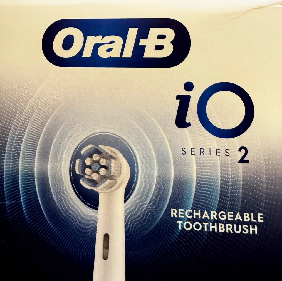 Oral-B iO Serie 2 Kit de inicio de cepillo de dientes eléctrico recargable - Nuevo en caja Foto 2 de 4