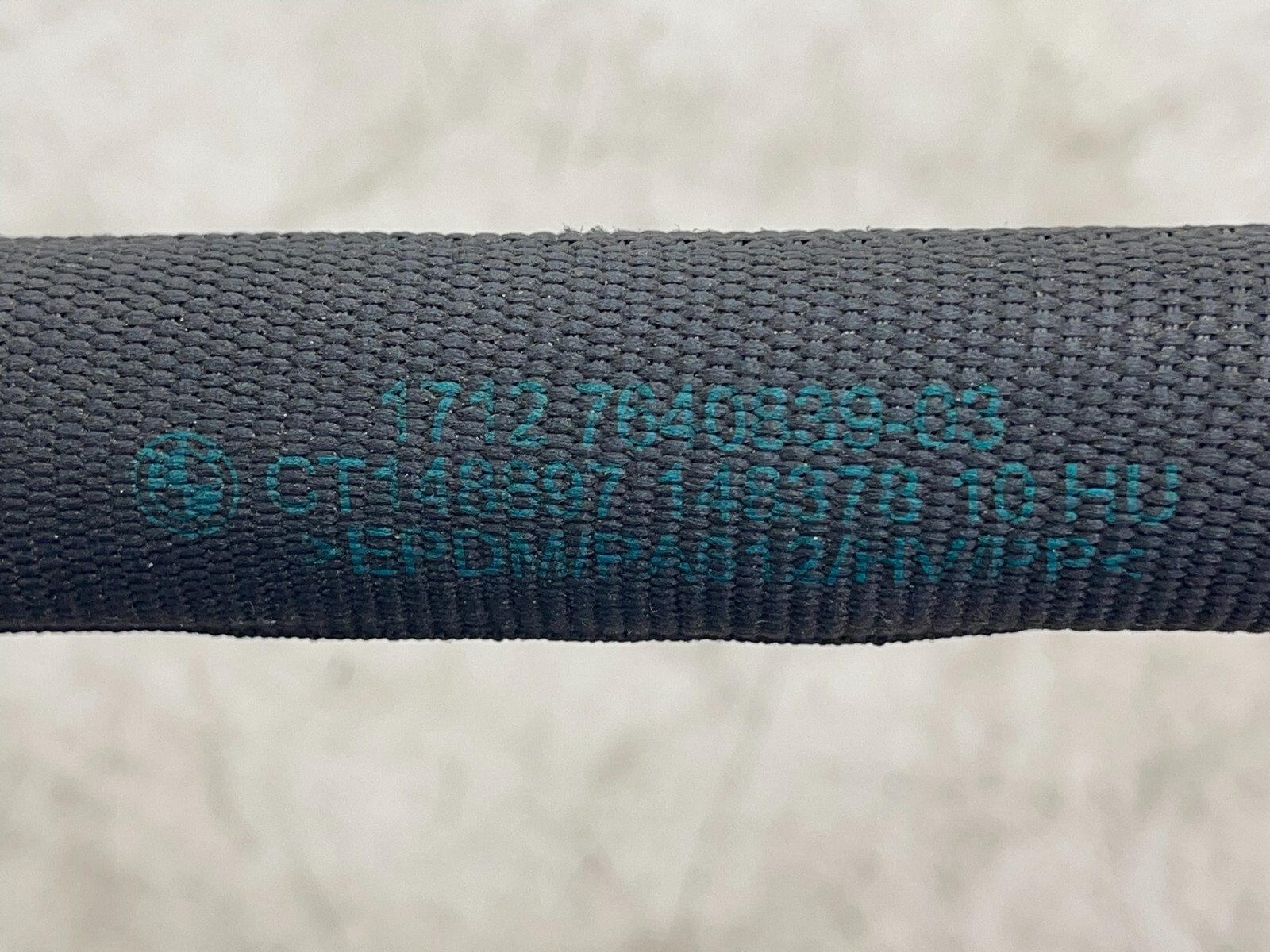 2014-2020 BMW I8 OEM RADIATOR COOLANT HOSE ASSEMBLY 1712 7640839