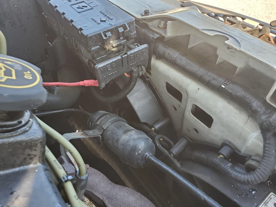 Вентилятор левого радиатора в сборе 1998-2001 Ford Taurus - Изображение 2 из 4